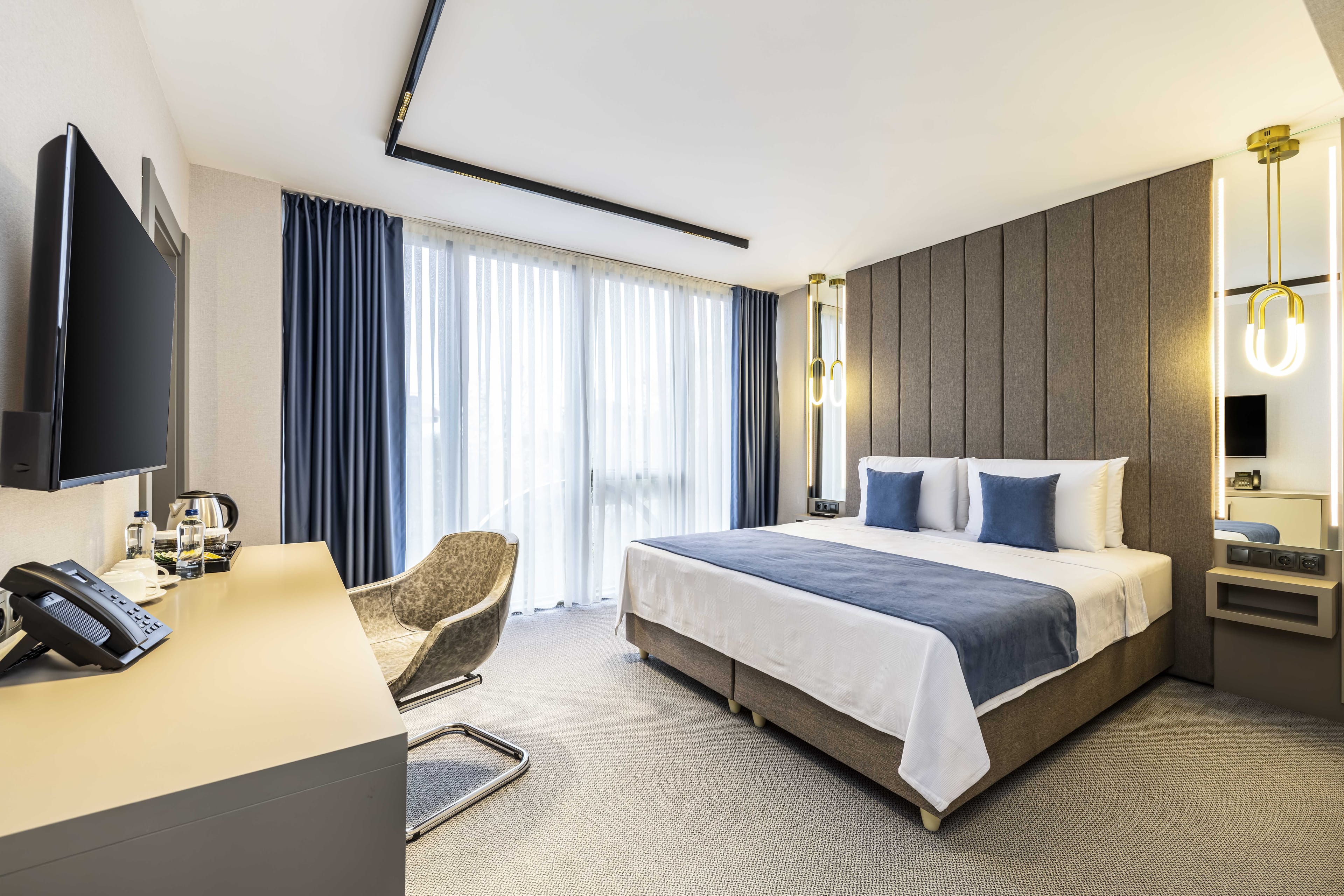 Room image 1