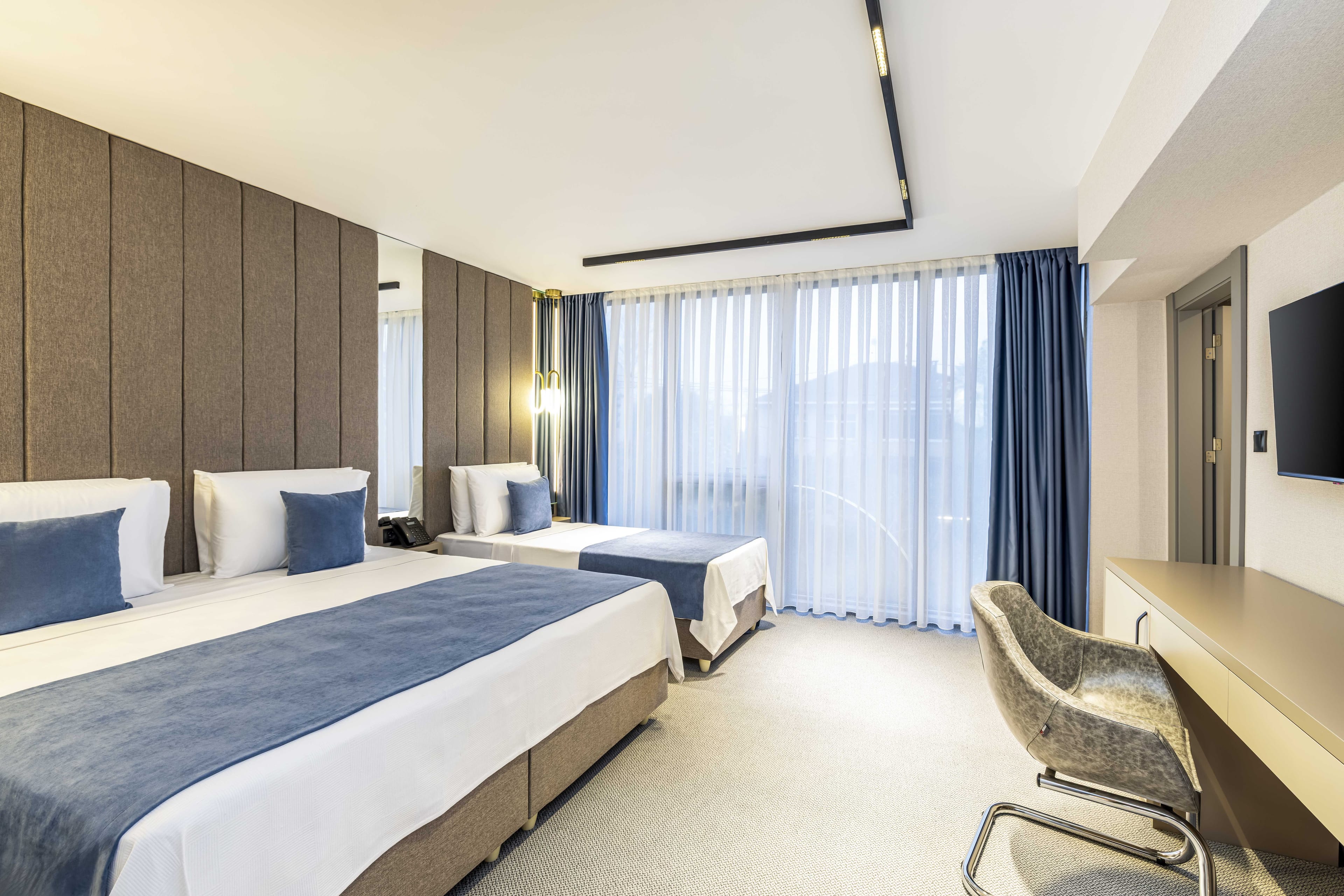Room image 1